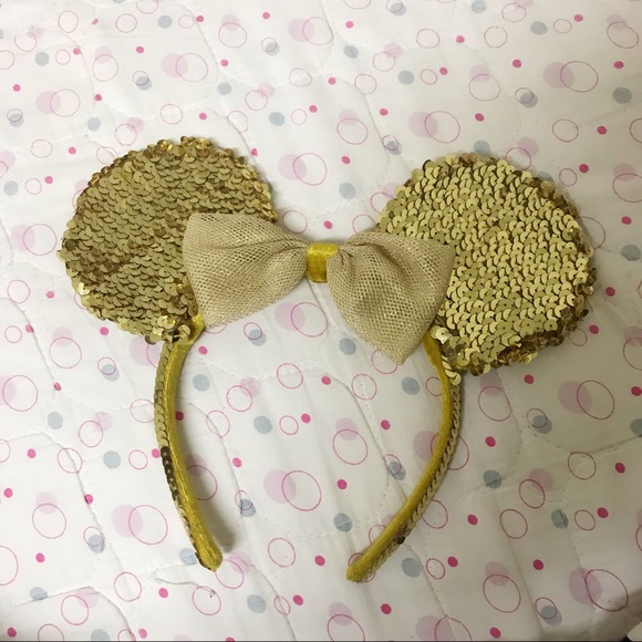 Disney Other - Gold sequin mickey ears